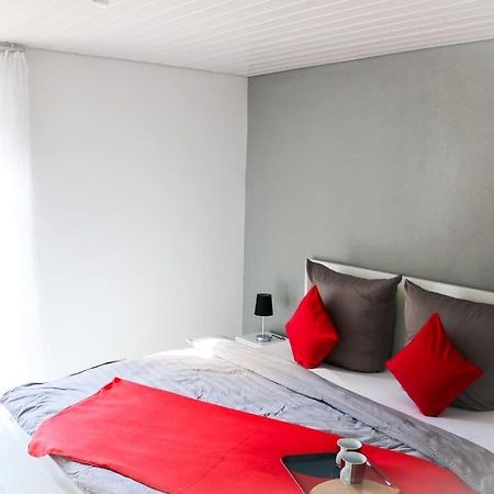 Design-Apartment Modern Times- Zentral & Ruhig ชลูคซี ภายนอก รูปภาพ