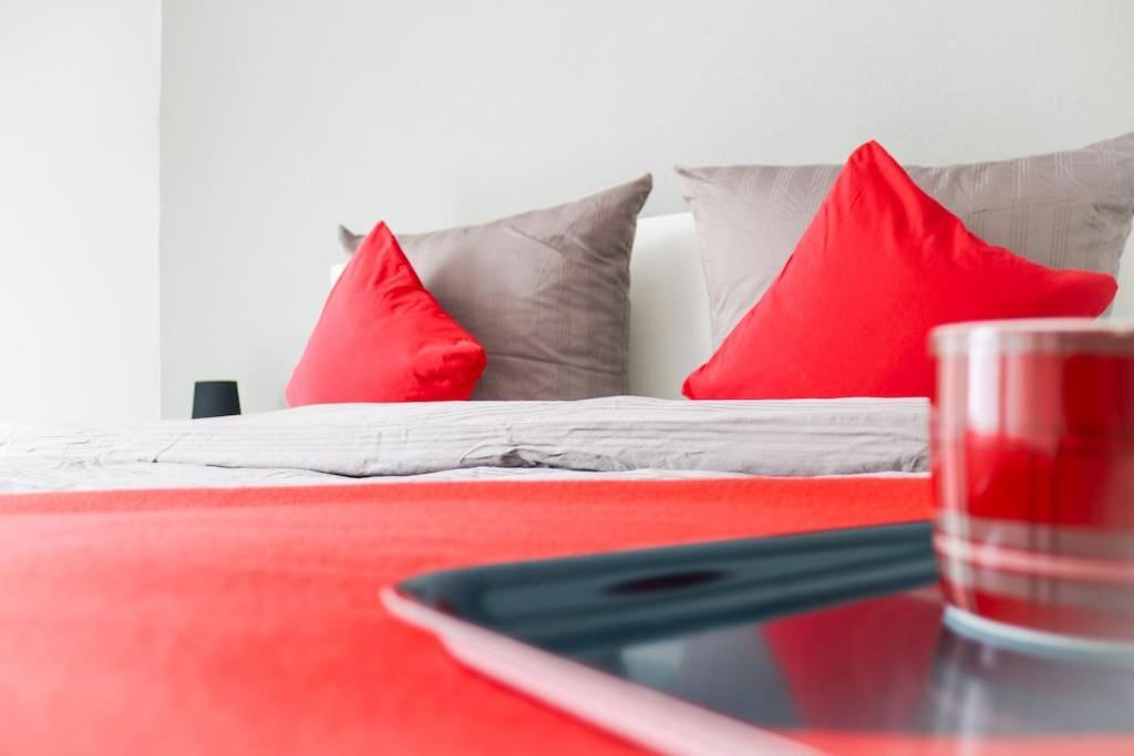 Design-Apartment Modern Times- Zentral & Ruhig ชลูคซี ภายนอก รูปภาพ